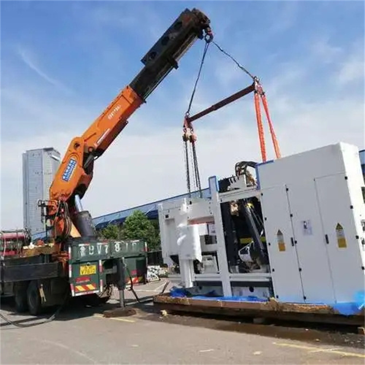 安陆附近小吊车联系方式|8-16吨|本地及时服务